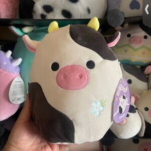 8” Connor the cow with flower embroidery